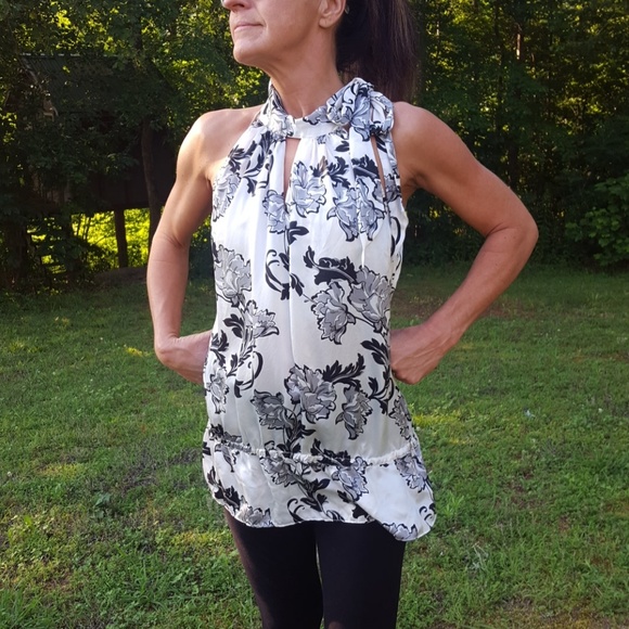 White House Black Market 100% Silk Blouse L - Picture 2 of 8